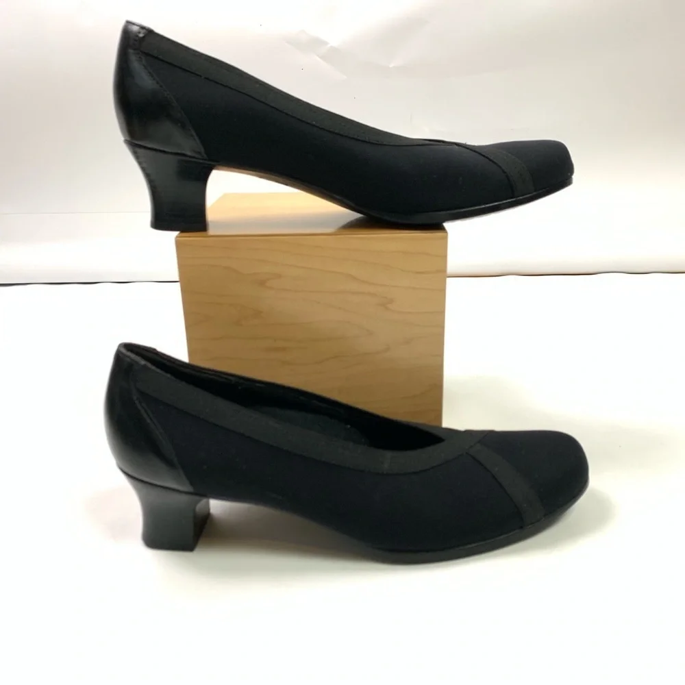 Munro Womens Black Heels Slip on Size 8.5 M - Picture 4 of 8